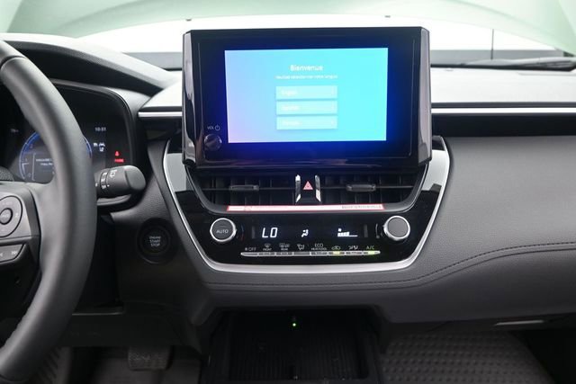 New 2026 Toyota Corolla Cross LE w/ Moonroof Package FWD image 6