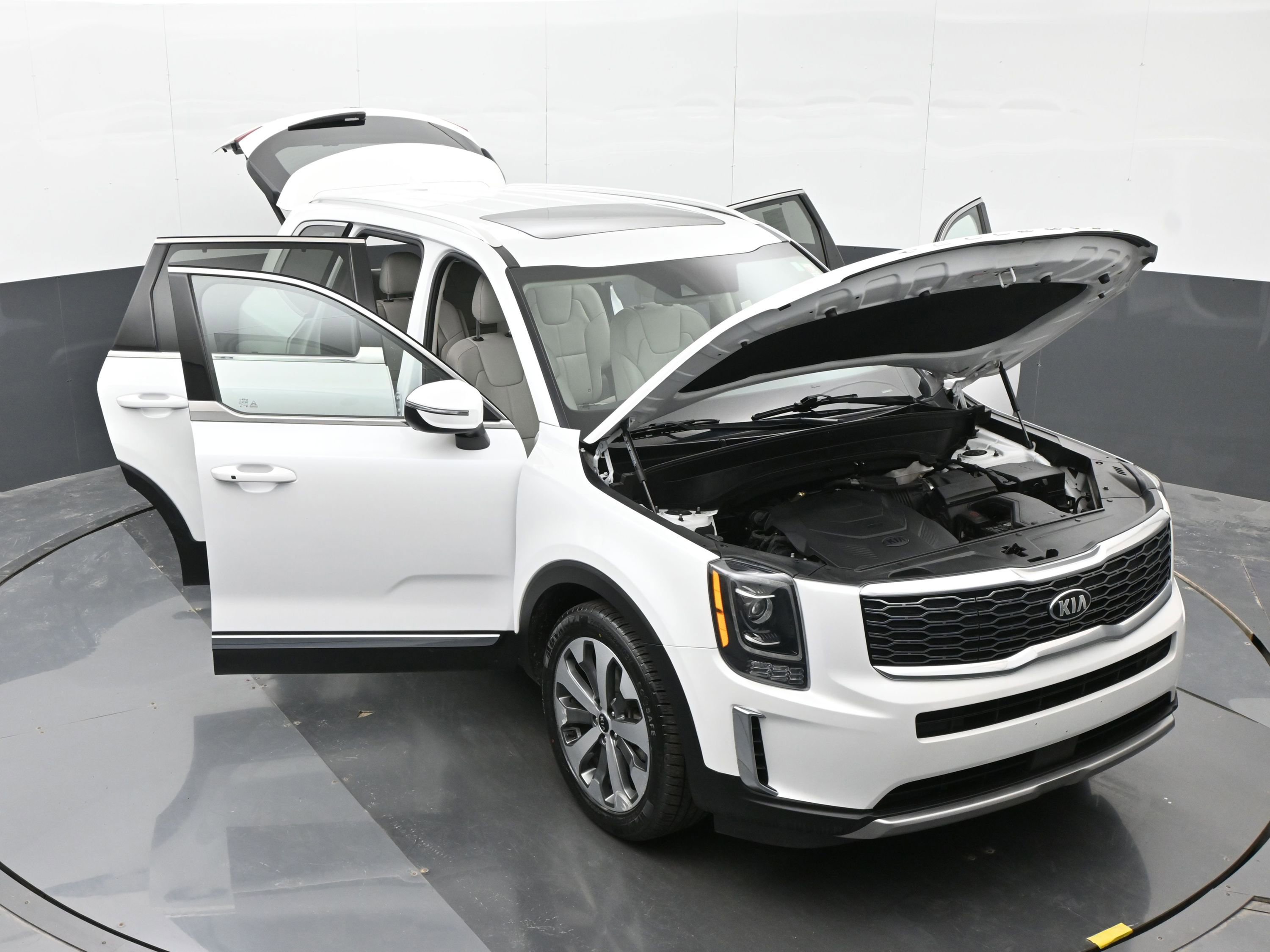 Used 2020 Kia Telluride EX w/ EX Premium Package AWD/4WD image 47