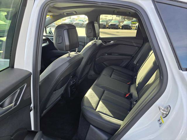 Used 2024 Audi Q4 e-tron Premium Plus image 18