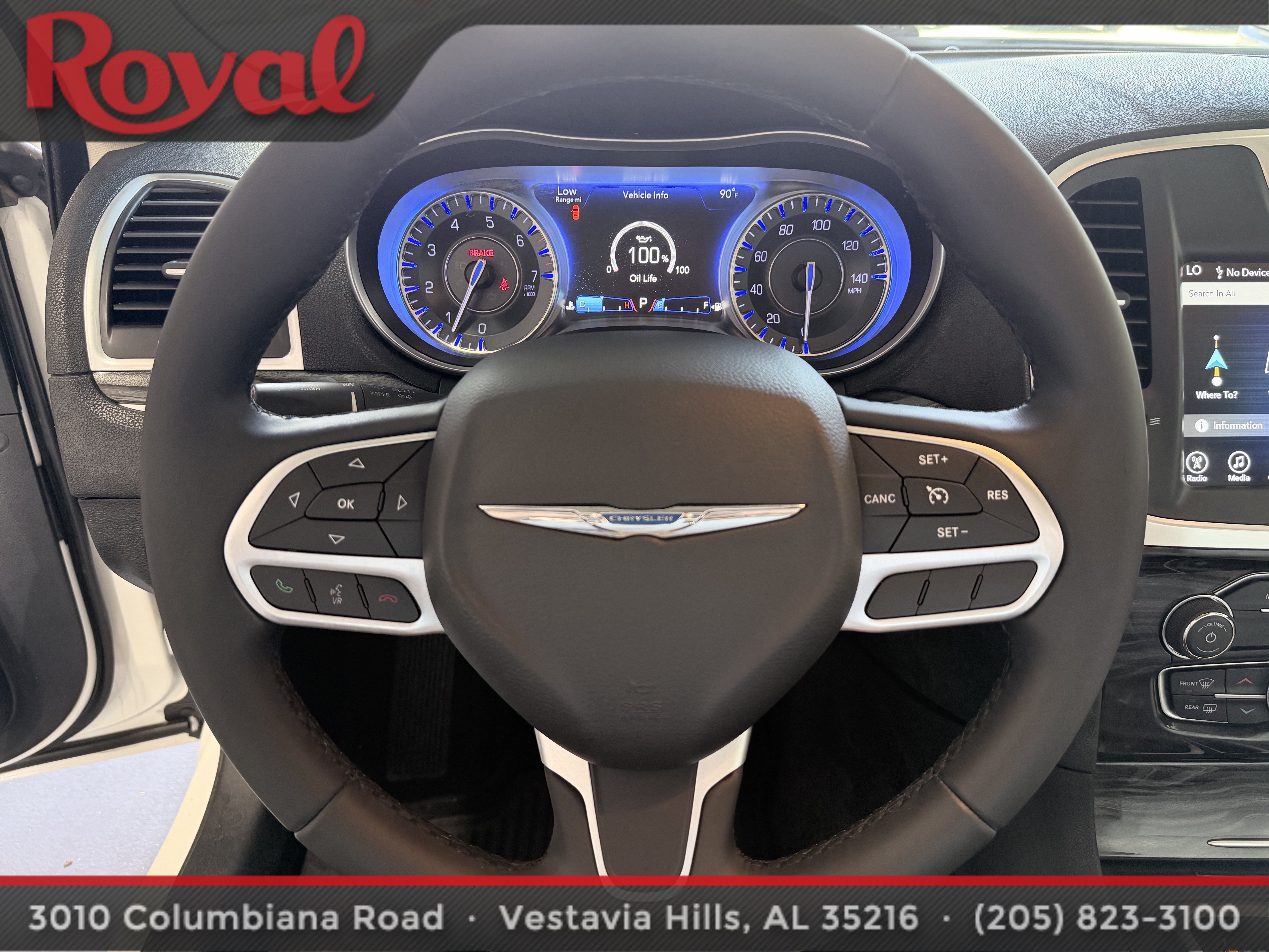 Used 2017 Chrysler 300 Limited w/ Driver Convenience Group RWD image 20