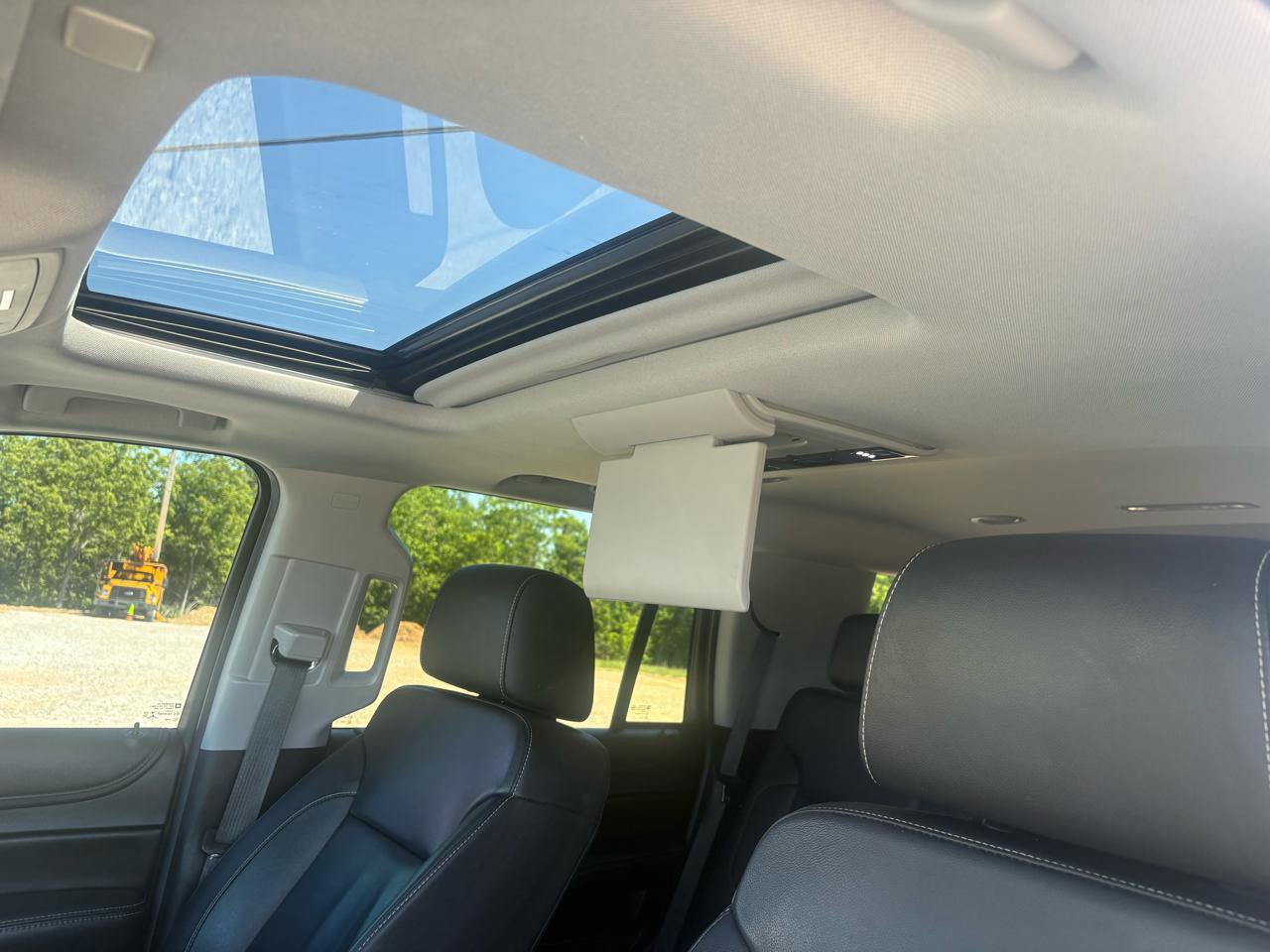 Used 2018 Chevrolet Tahoe LT AWD/4WD image 17