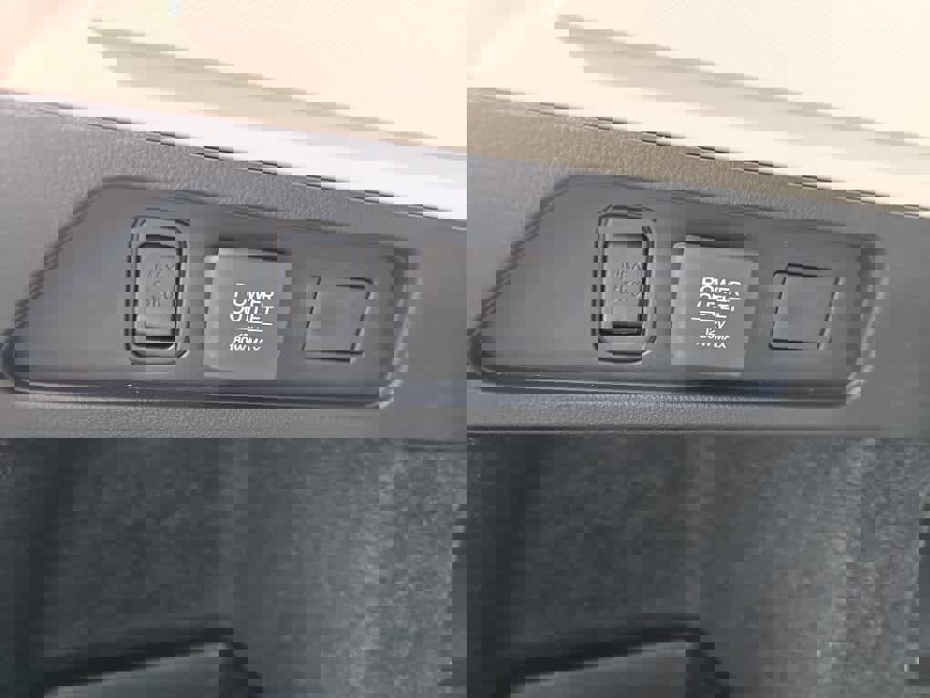 Certified 2024 Acura MDX SH-AWD w/ Technology Package image 33