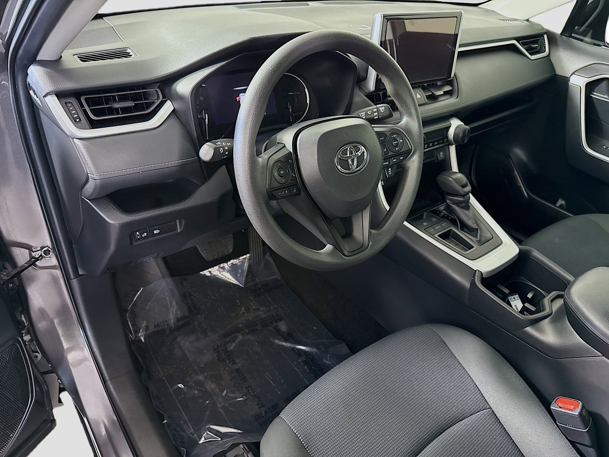 Used 2024 Toyota RAV4 LE image 22