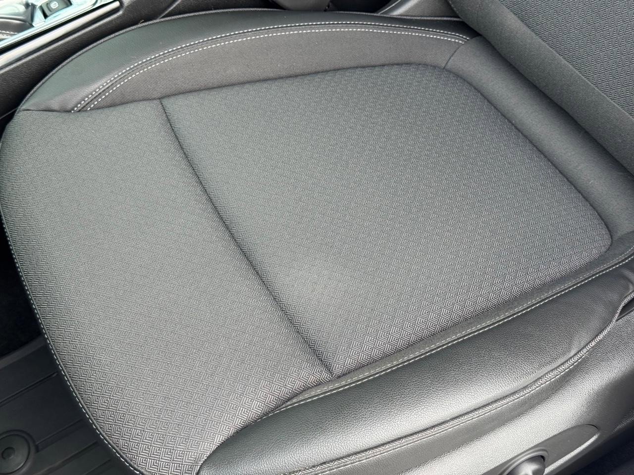 Used 2022 Buick Encore GX Select image 24