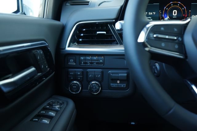 New 2026 Chevrolet Suburban High Country AWD/4WD image 18