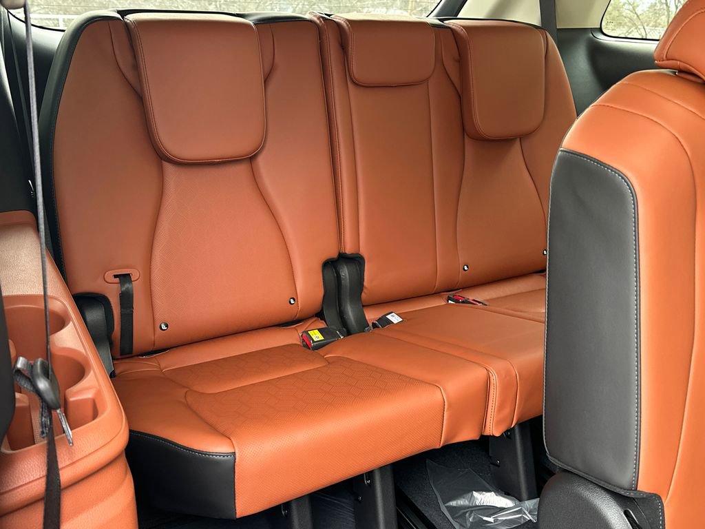 New 2026 Kia Carnival SX w/ SX Dark Edition Package FWD image 16