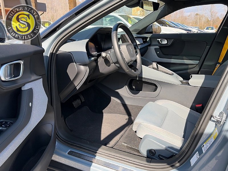 Used 2021 Polestar Polestar 2 w/ Performance Package image 11