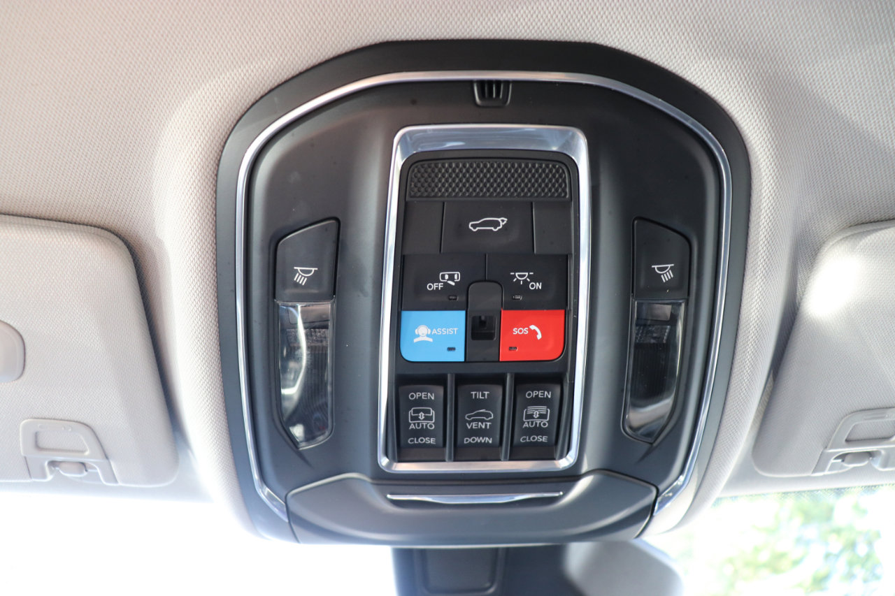 Used 2024 Jeep Grand Cherokee Limited 4xe image 44