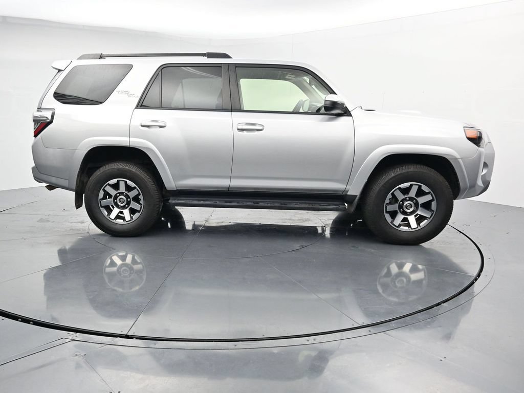 Used 2021 Toyota 4Runner TRD Off-Road AWD/4WD image 9