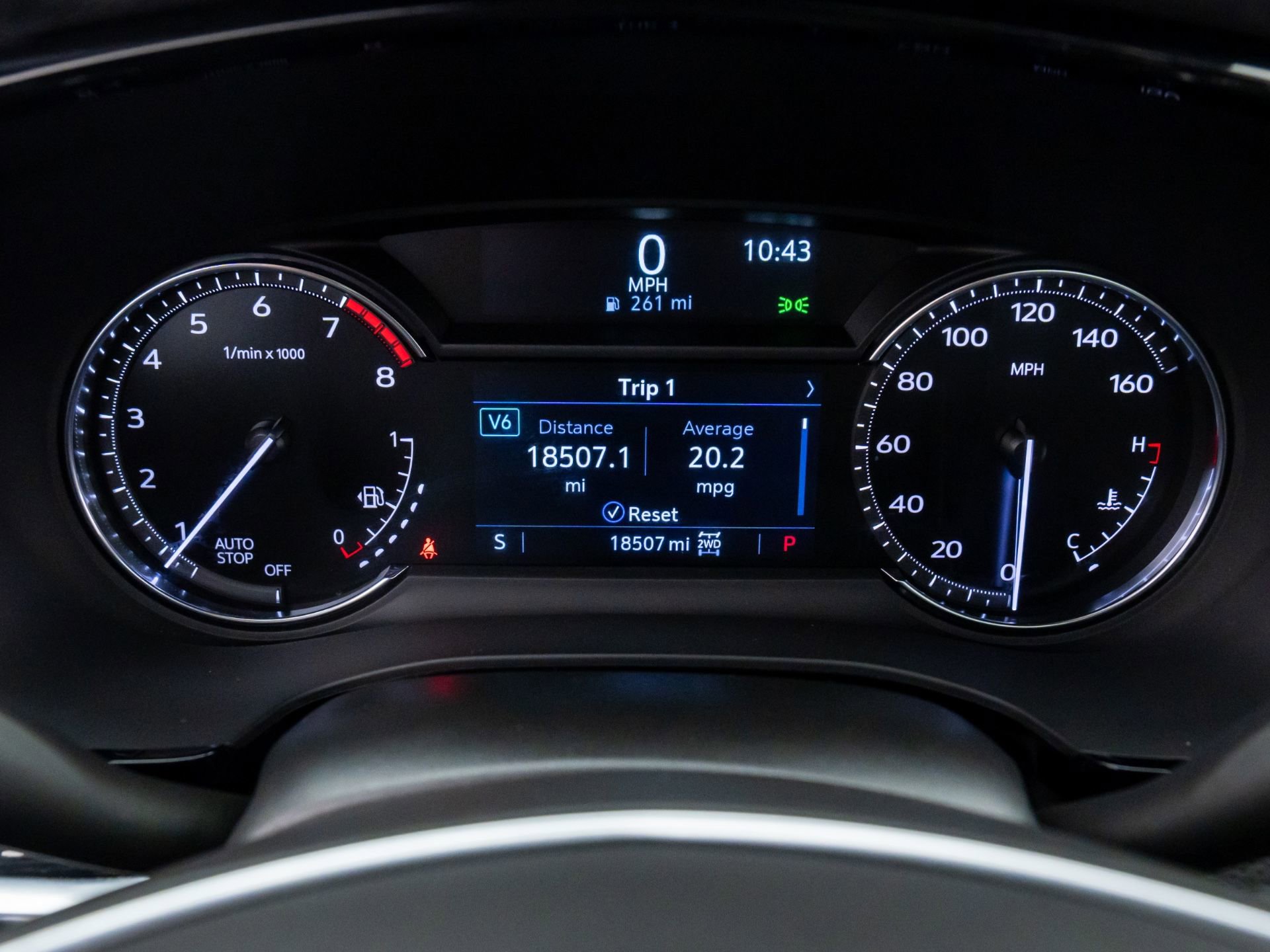 Used 2020 Cadillac XT5 Premium Luxury w/ LPO, Floor Liner Package image 25