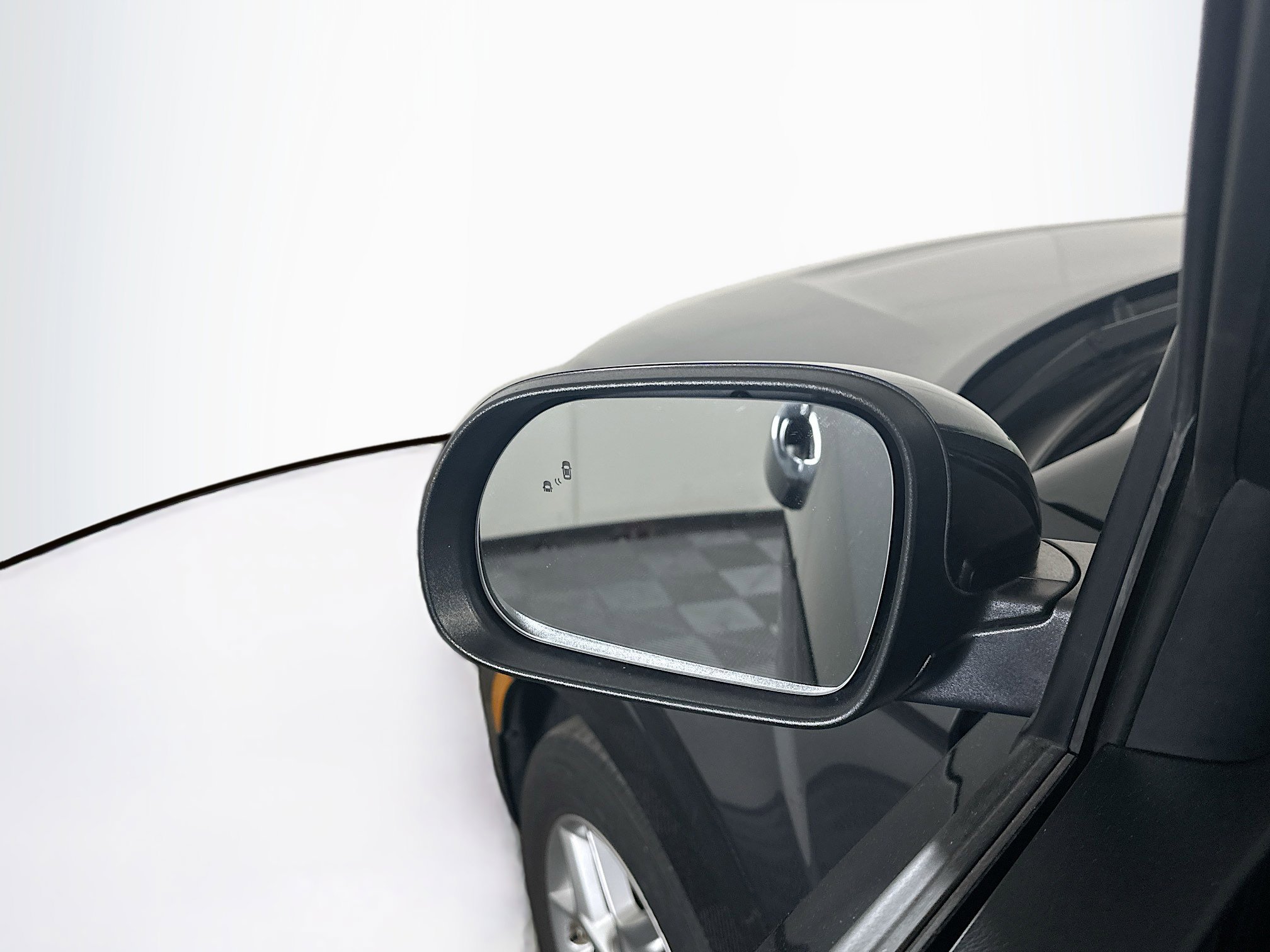 Used 2025 Kia Soul LX w/ LX Technology Package image 16