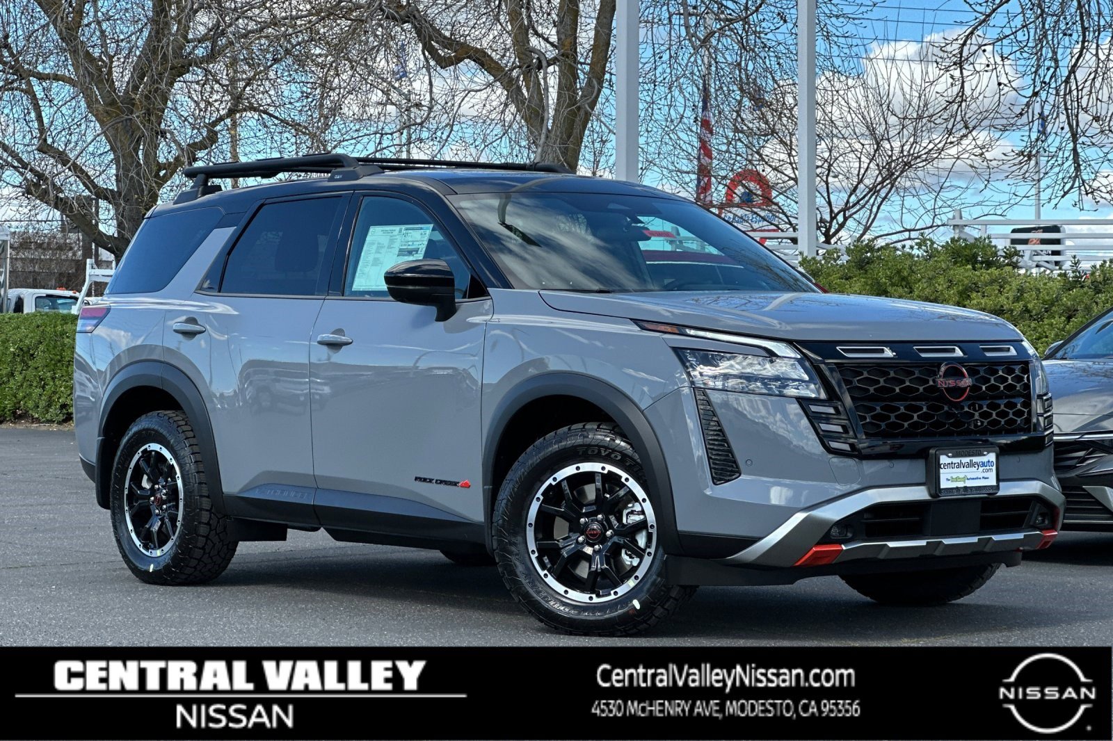 New 2026 Nissan Pathfinder Rock Creek w/ Rock Creek Premium Package