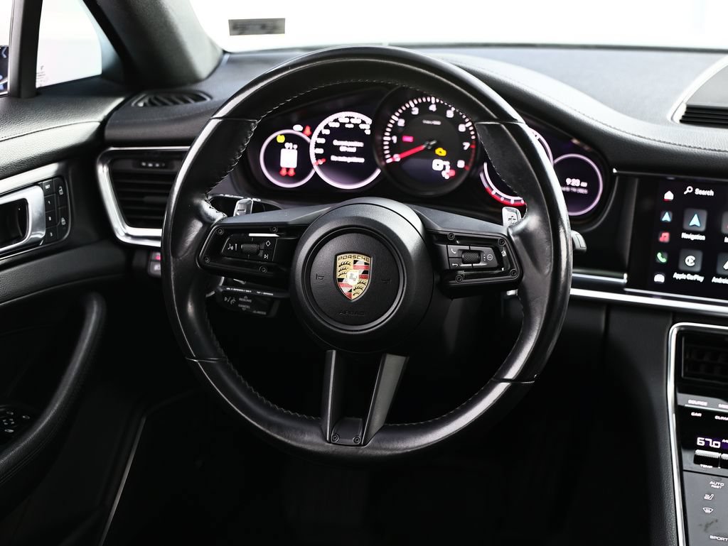 Used 2022 Porsche Panamera image 29