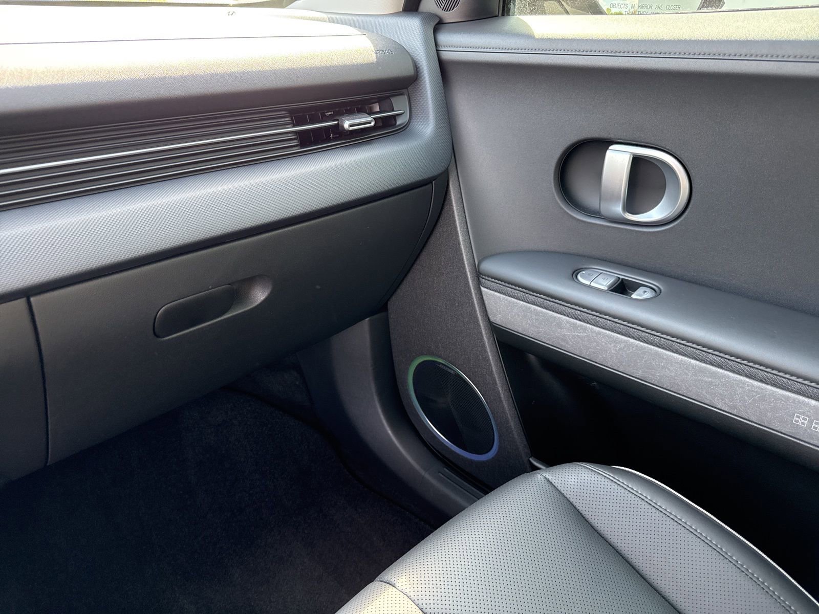 Certified 2023 Hyundai Ioniq 5 Limited w/ Cargo Package image 31