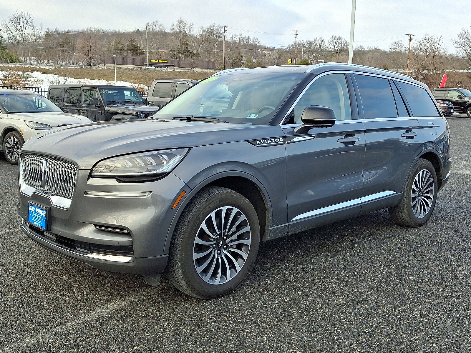 Certified 2023 Lincoln Aviator Reserve w/ Elements Package Plus image 3