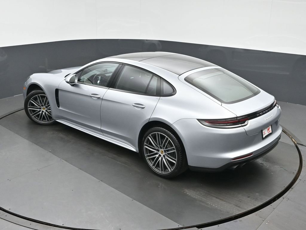 Used 2017 Porsche Panamera 4S AWD/4WD image 35