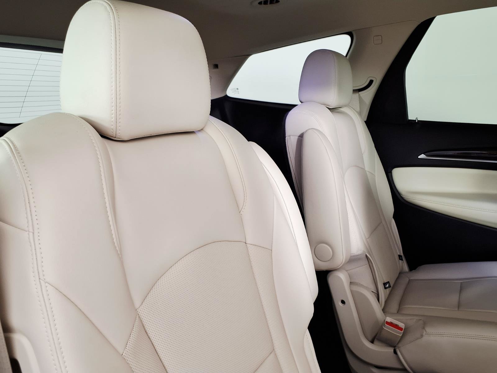 Used 2023 Buick Enclave Essence w/ Experience Buick Package FWD image 12