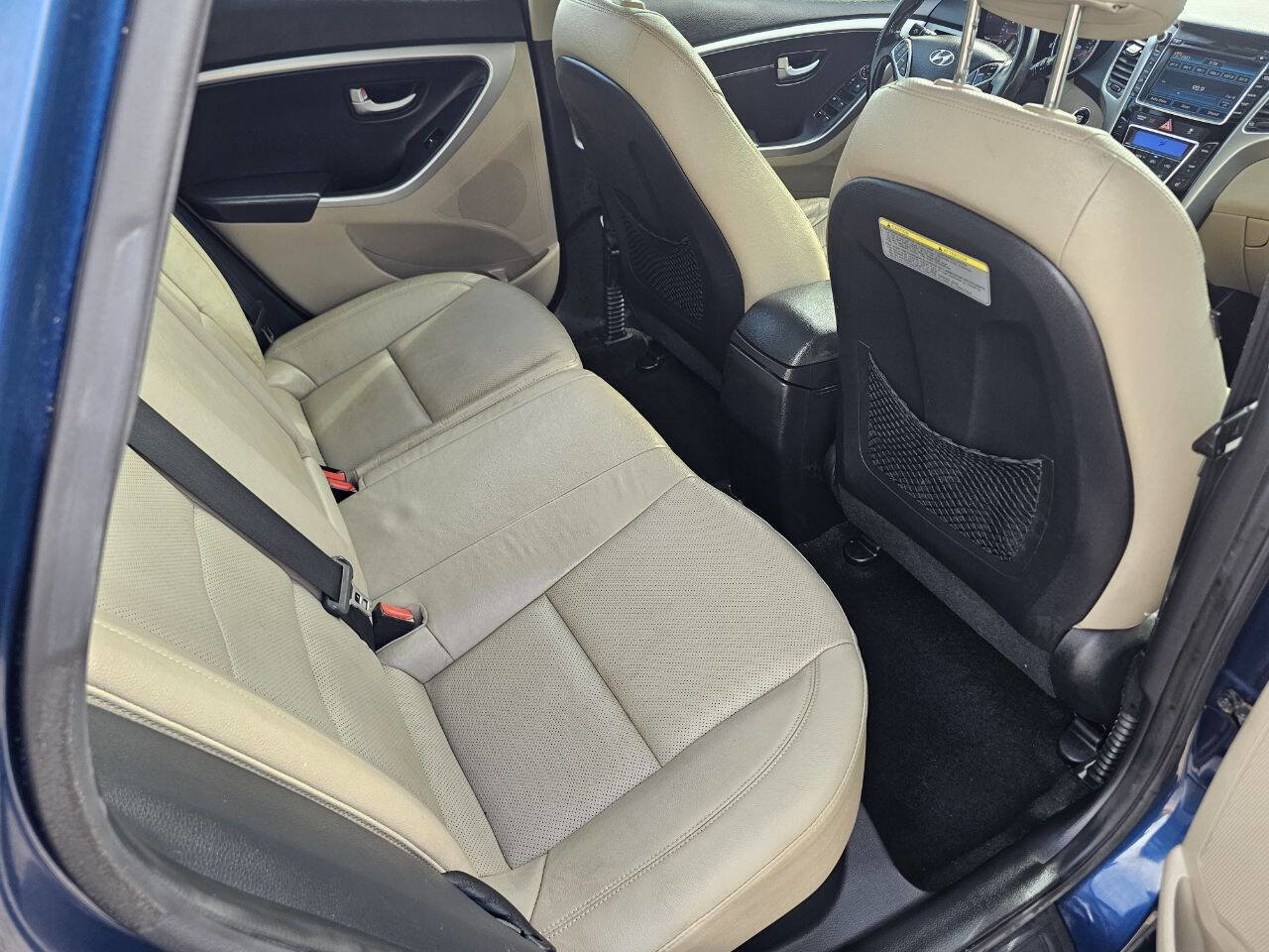 Used 2014 Hyundai Elantra GT w/ Option Group 03 FWD image 9