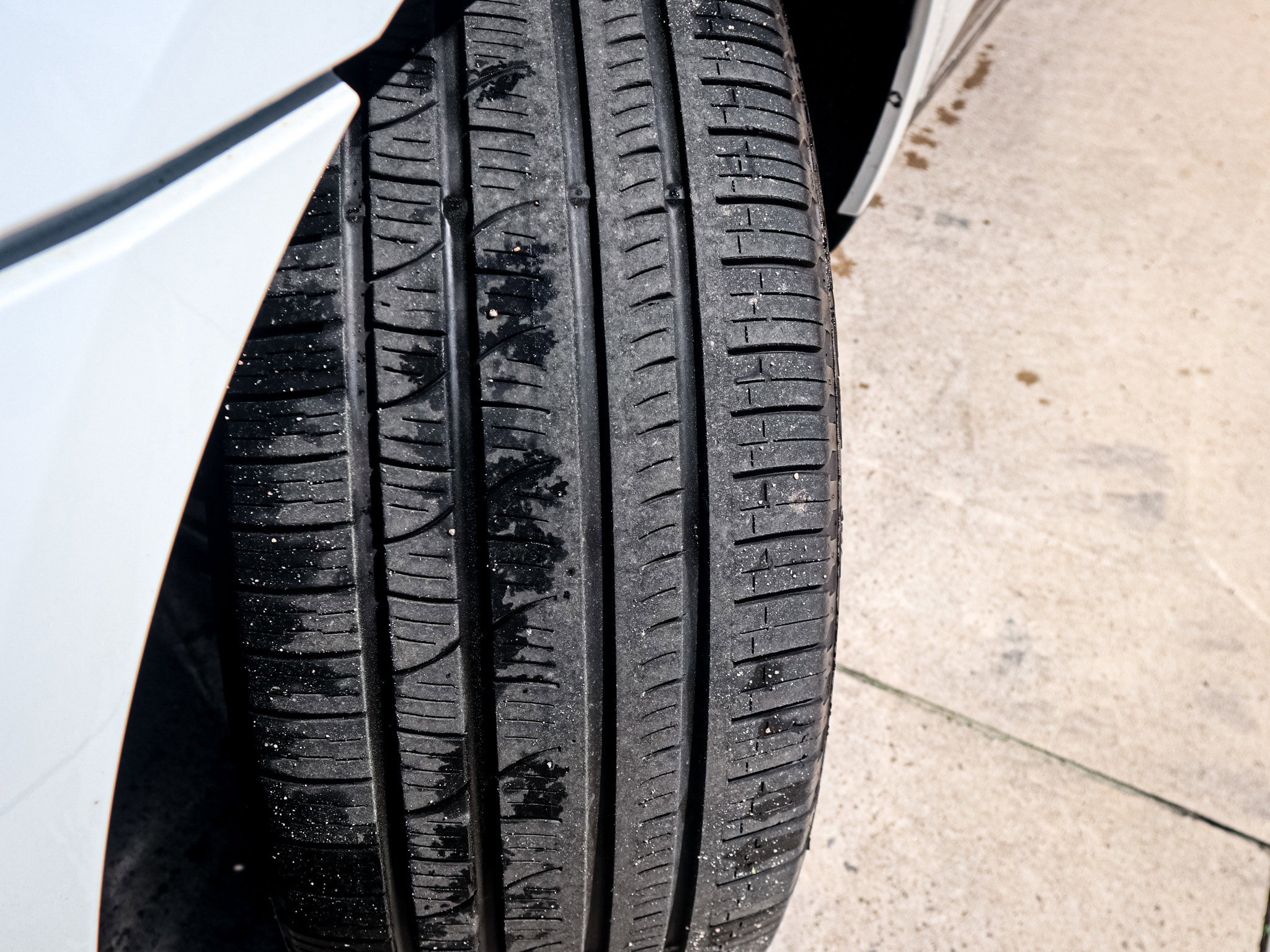 Used 2024 Porsche Macan AWD/4WD image 12