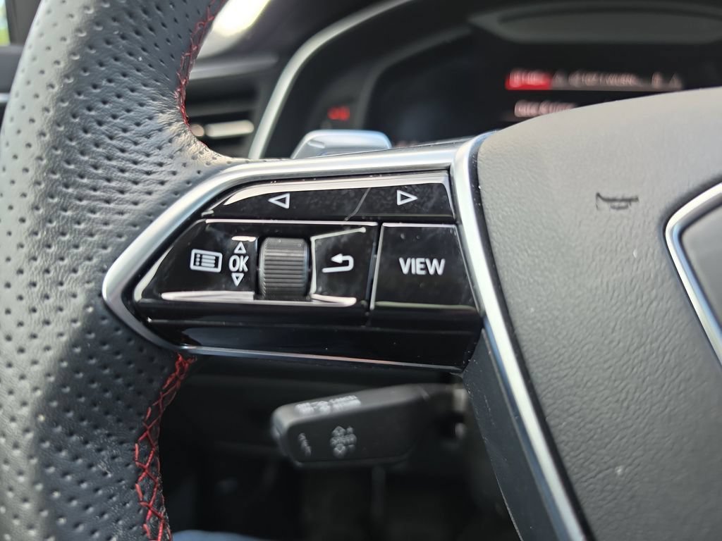 Used 2025 Audi RS 7 Performance AWD/4WD image 22