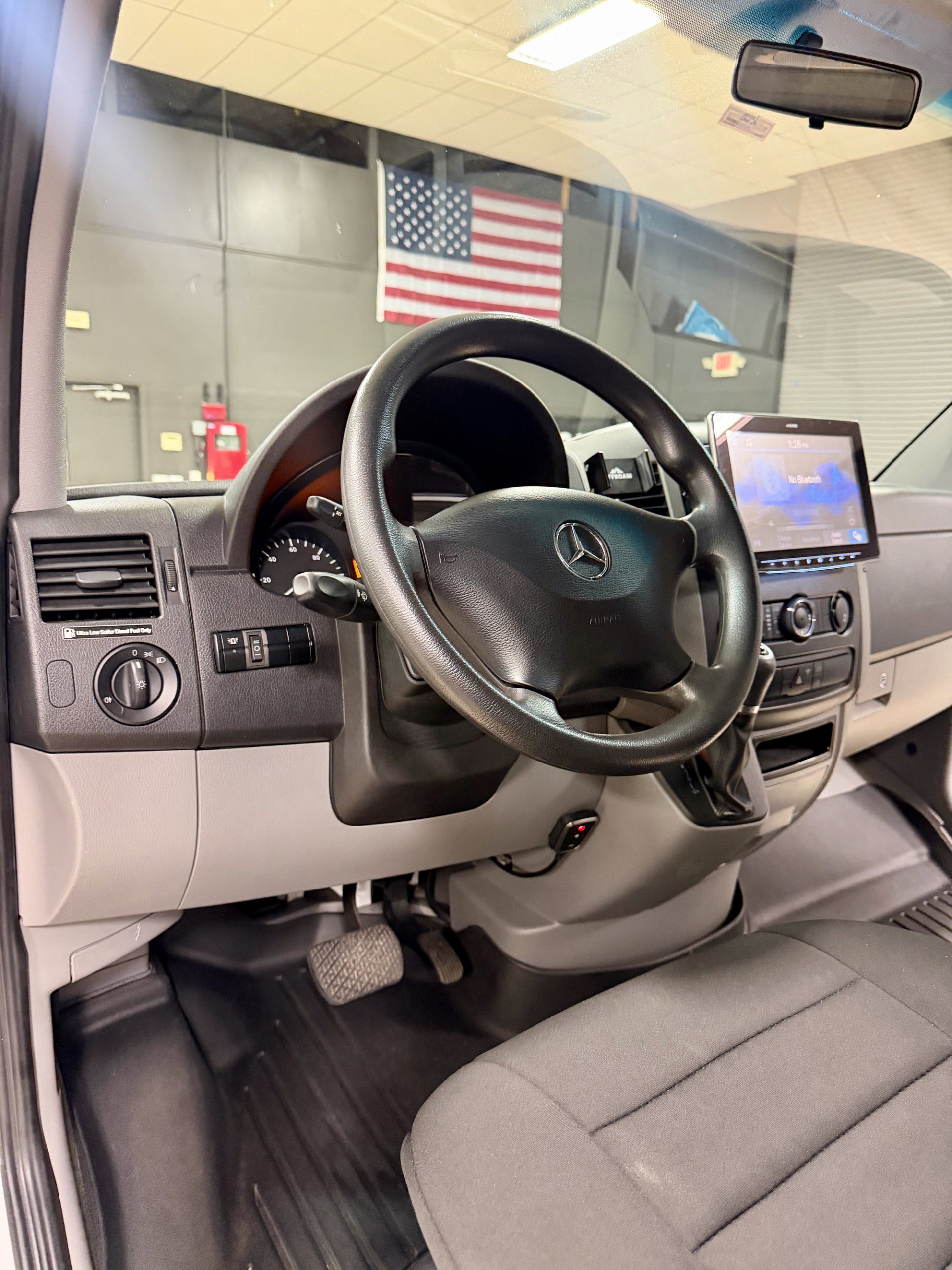 Used 2018 Mercedes-Benz Sprinter 3500 image 25