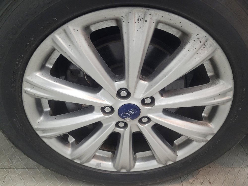 Used 2017 Ford Escape Titanium FWD image 31
