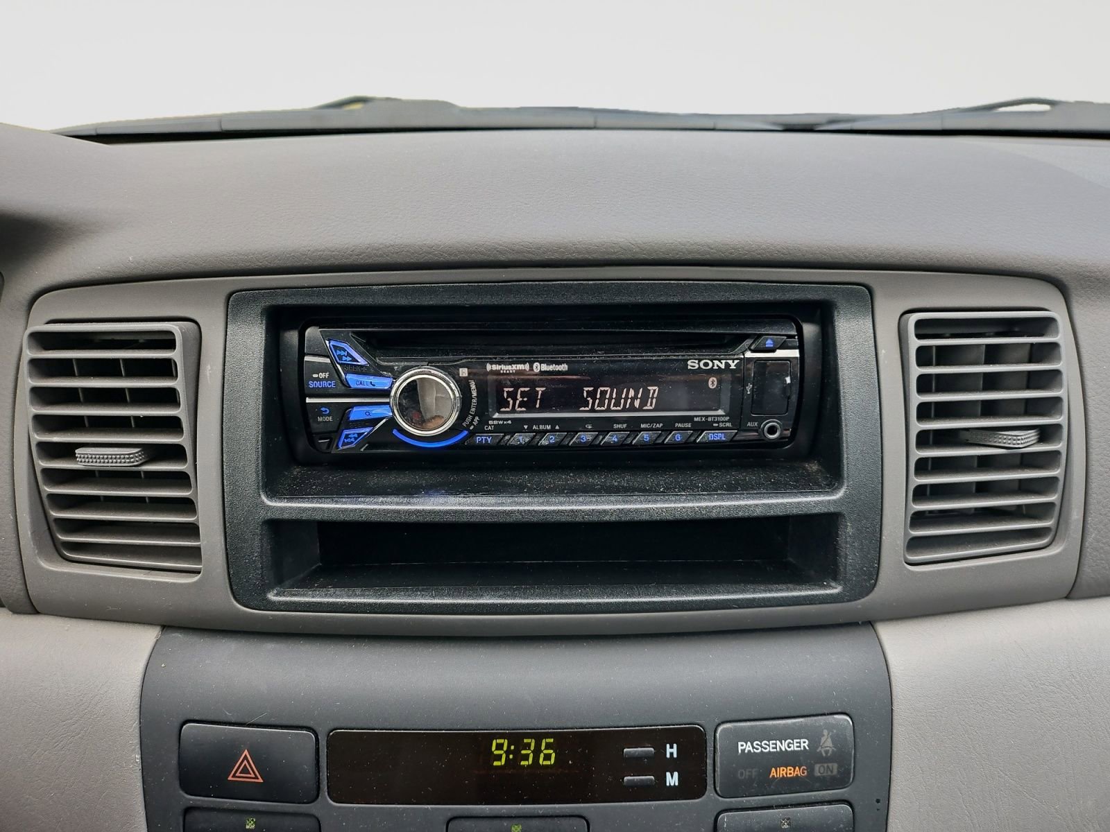 Used 2005 Toyota Corolla CE FWD image 19