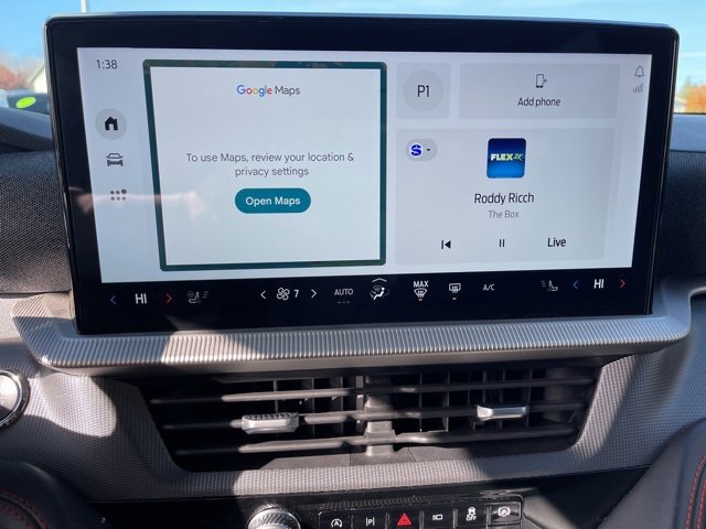 Used 2025 Ford Explorer ST-Line w/ ST-Line Street Pack image 10