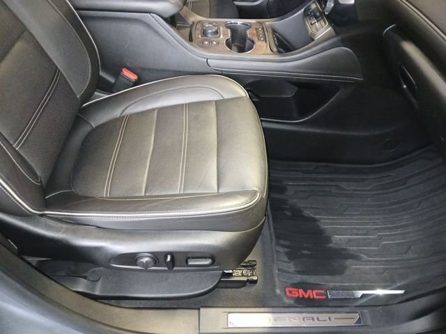 Used 2020 GMC Acadia Denali w/ Technology Package image 54