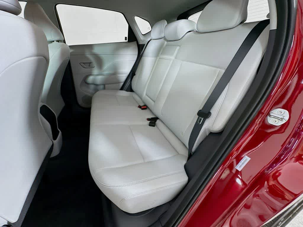 Used 2025 Hyundai Kona SE AWD/4WD image 13