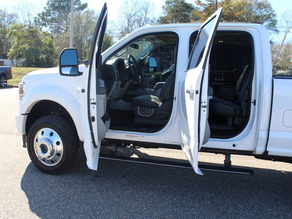 Used 2022 Ford F450 Limited w/ FX4 Off-Road Package image 14