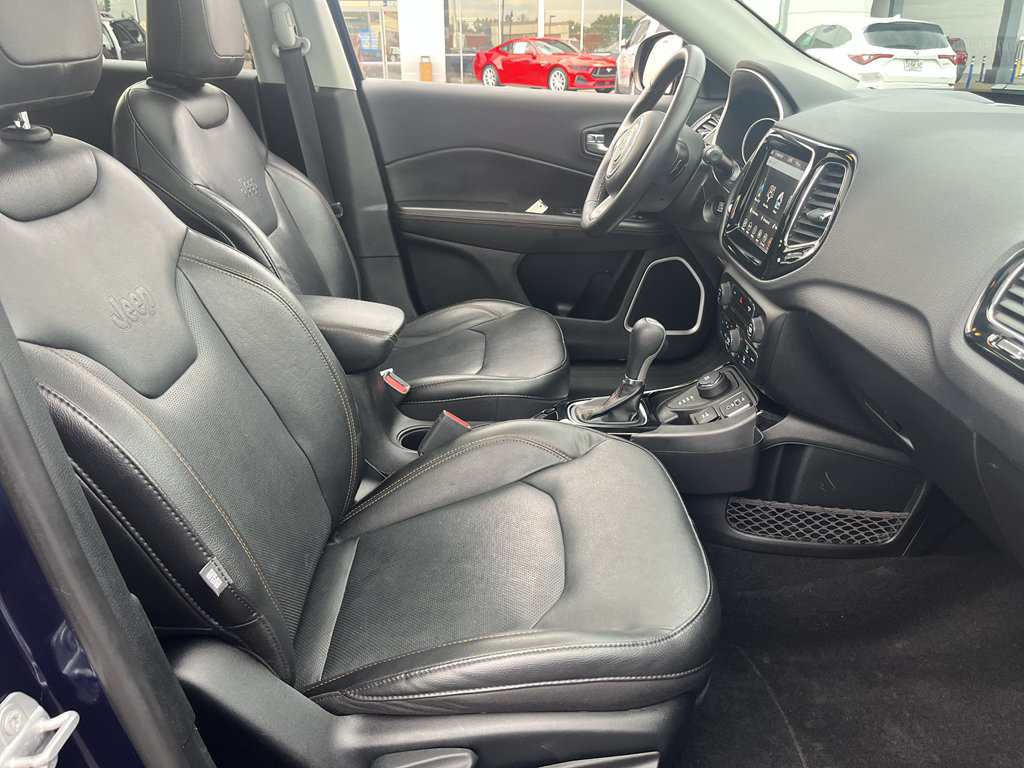 Used 2018 Jeep Compass Limited w/ Navigation Group AWD/4WD image 36