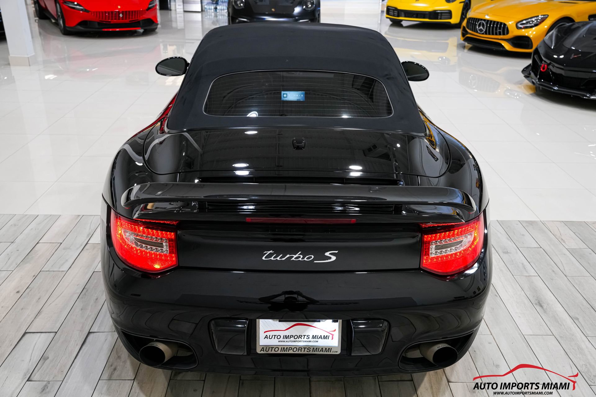 Used 2012 Porsche 911 Turbo S image 44