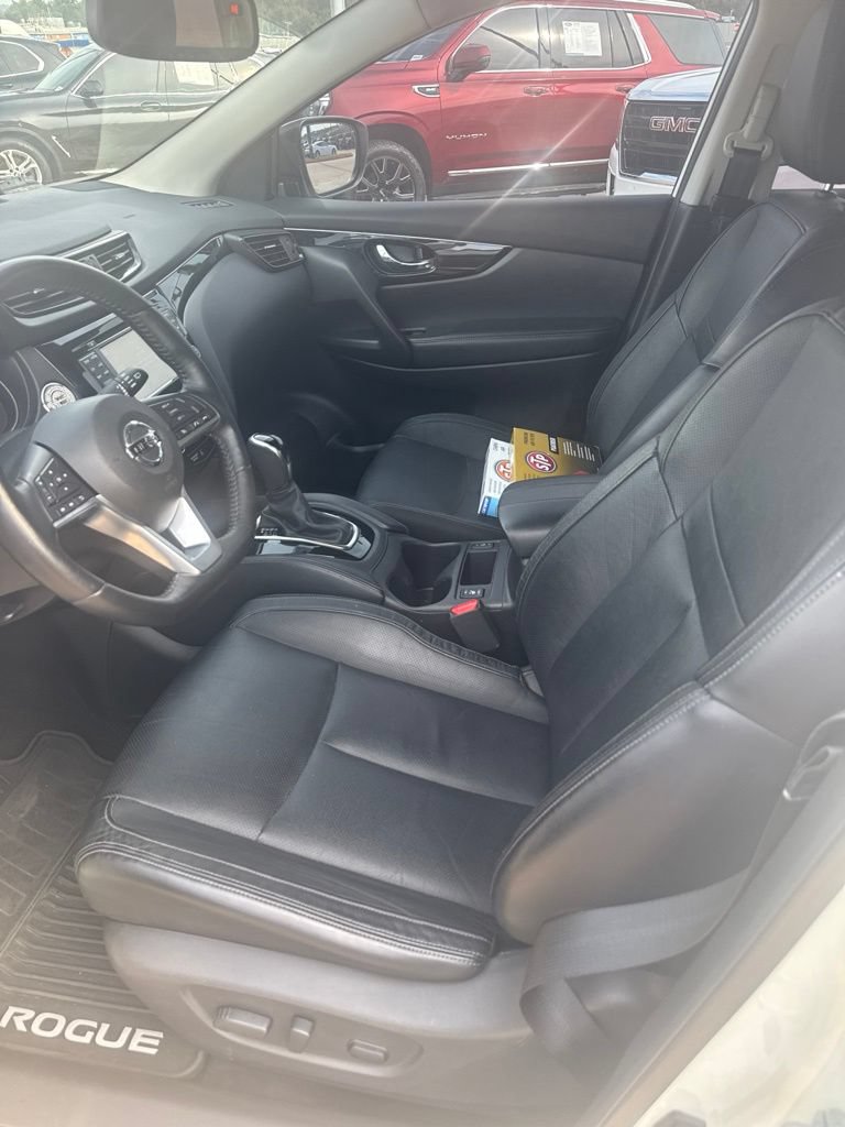 Used 2017 Nissan Rogue Sport SL FWD image 8