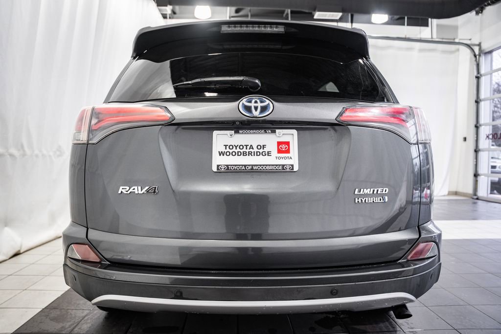 Used 2016 Toyota RAV4 Limited w/ Advanced Technology Package image 5