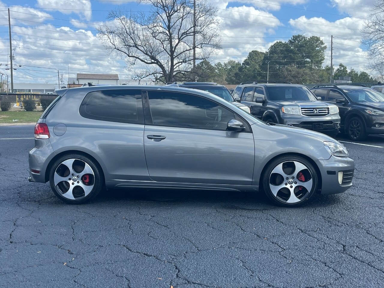 Used 2011 Volkswagen GTI 2-Door FWD image 5