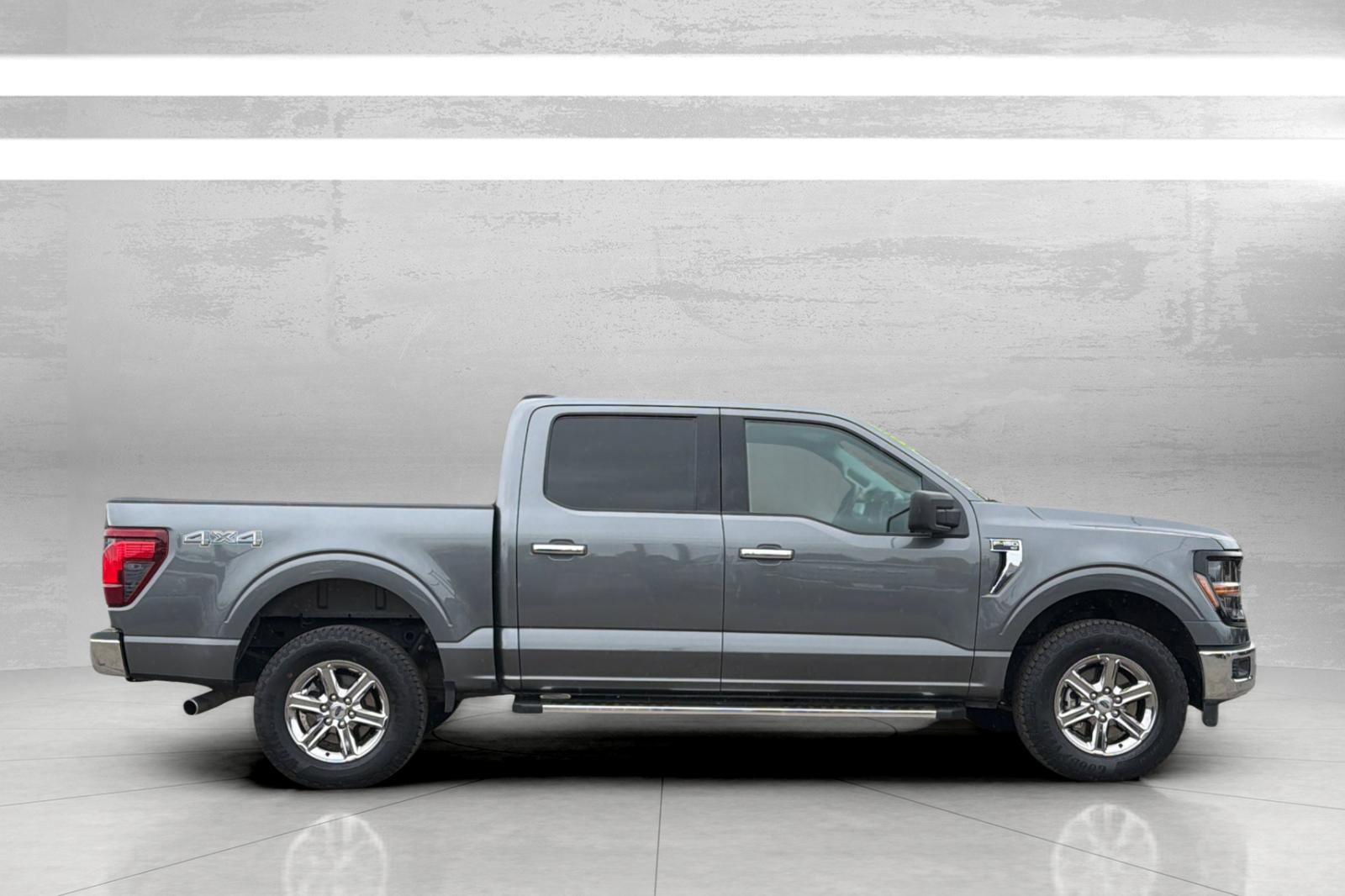 Used 2025 Ford F150 XLT w/ Equipment Group 301A Standard AWD/4WD image 4