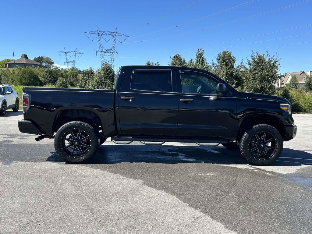 Used 2015 Toyota Tundra SR5 w/ SR5 Upgrade Package AWD/4WD image 8