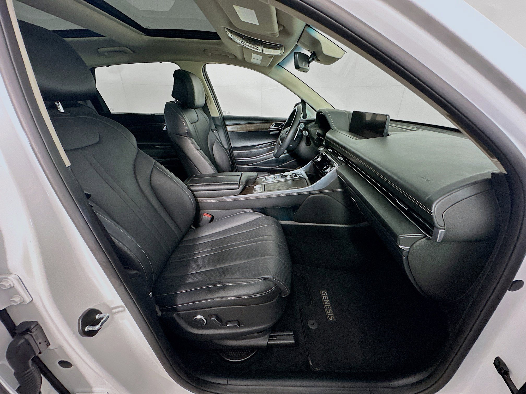 Used 2024 Genesis GV80 3.5T image 34