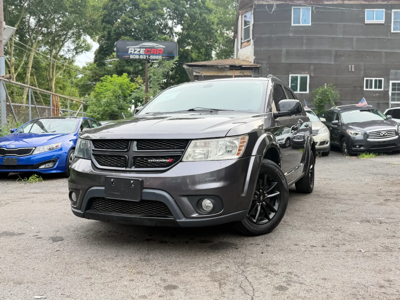 Used 2019 Dodge Journey SE w/ Connectivity Group FWD image 4