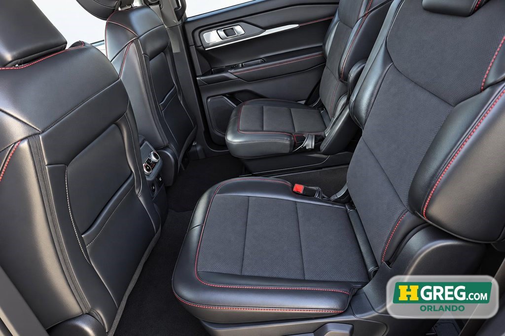 Used 2025 Ford Explorer ST w/ Sun And Sound Package RWD image 12