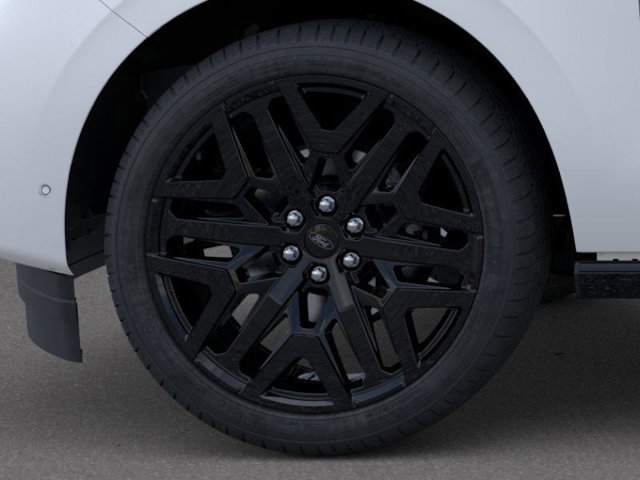 New 2026 Ford Expedition Platinum w/ Stealth Performance Package image 19