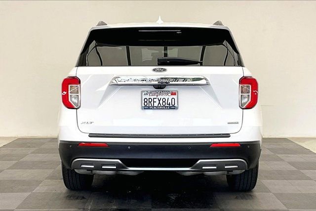 Used 2020 Ford Explorer XLT w/ Equipment Group 202A image 3