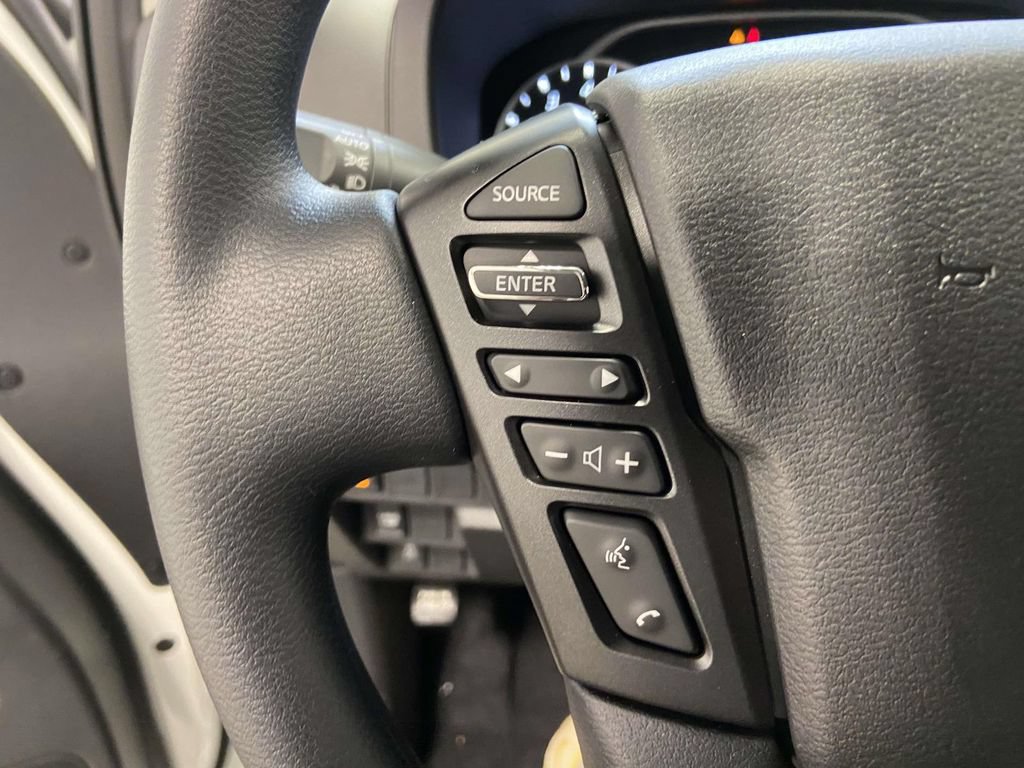 New 2026 Nissan Frontier 4x4 Crew Cab image 16