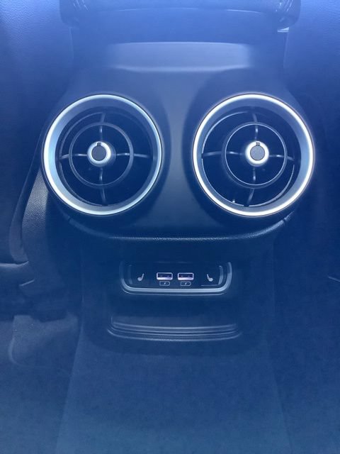 Used 2023 Alfa Romeo Stelvio Ti AWD/4WD image 28