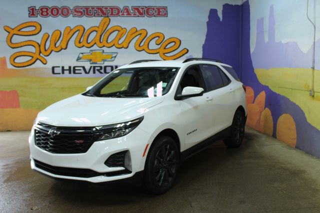 Certified 2024 Chevrolet Equinox RS w/ LPO, Floor Liner Package image 2