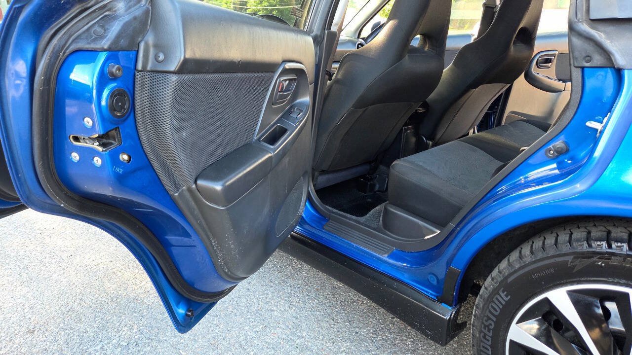 Used 2004 Subaru Impreza WRX Wagon AWD/4WD image 30