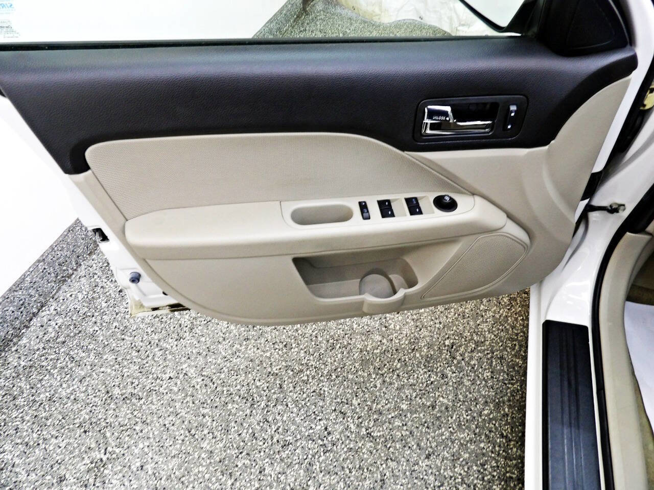 Used 2009 Mercury Milan Premier image 7