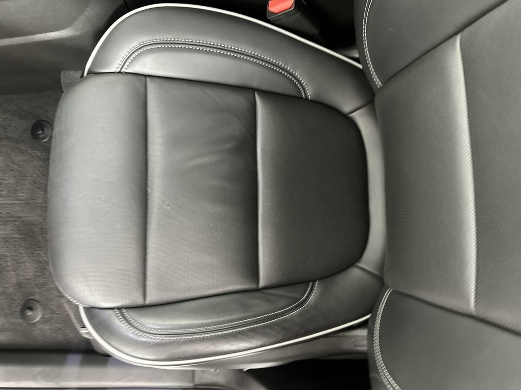 Used 2021 Chevrolet Traverse High Country AWD/4WD image 23