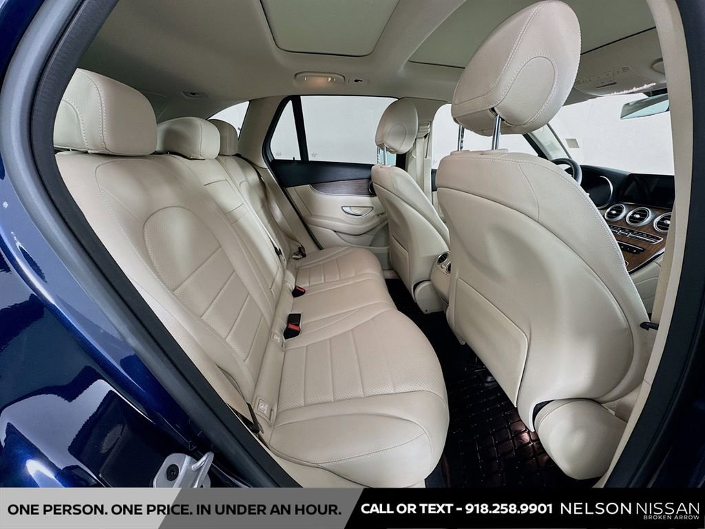 Used 2021 Mercedes-Benz GLC 300 4MATIC image 26